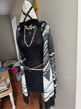 Mudd Black, White & Gray Hooded Striped Open-Front Cardigan